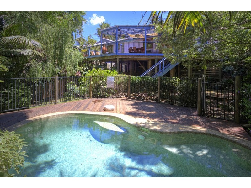 17 Koorabel Av, Copacabana NSW 2251