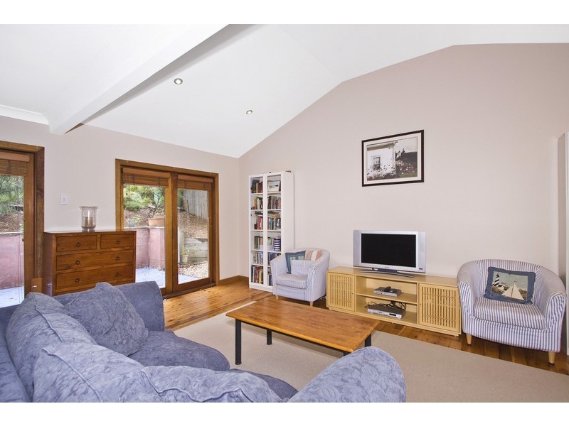 17 Koorabel Av, Copacabana NSW 2251