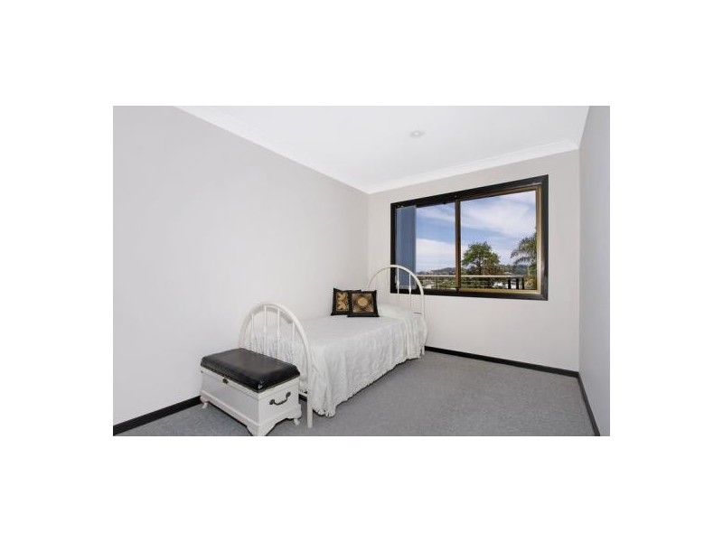 38 Dover Road, Wamberal NSW 2260