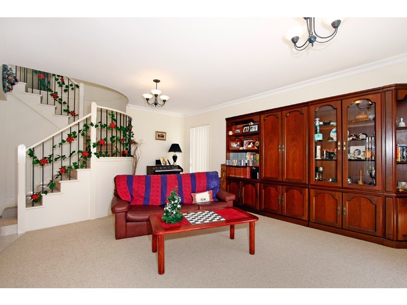 9 Mimosa Avenue, Saratoga NSW 2251