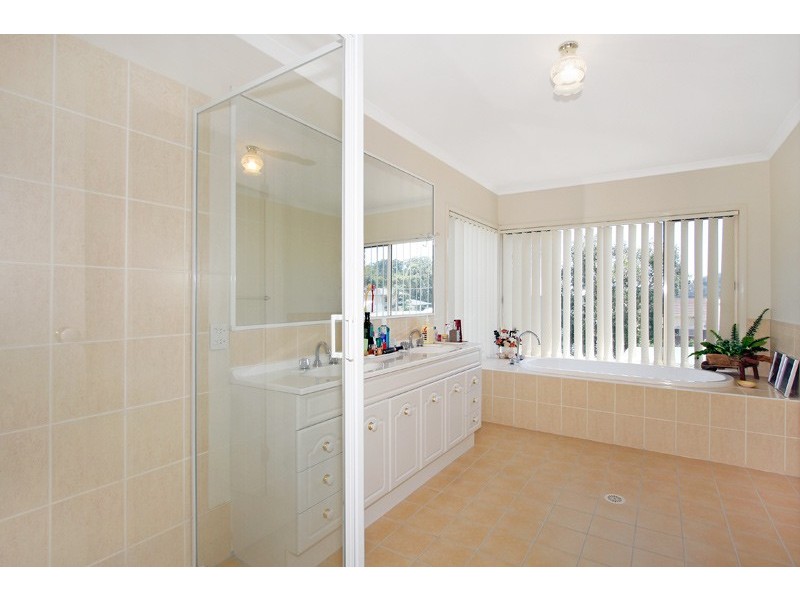 9 Mimosa Avenue, Saratoga NSW 2251