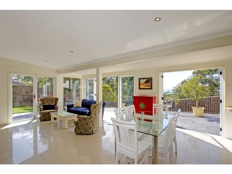52 Hillcrest St., Terrigal NSW 2260