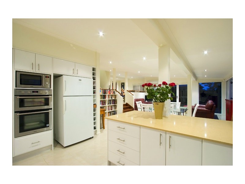 52 Hillcrest St., Terrigal NSW 2260