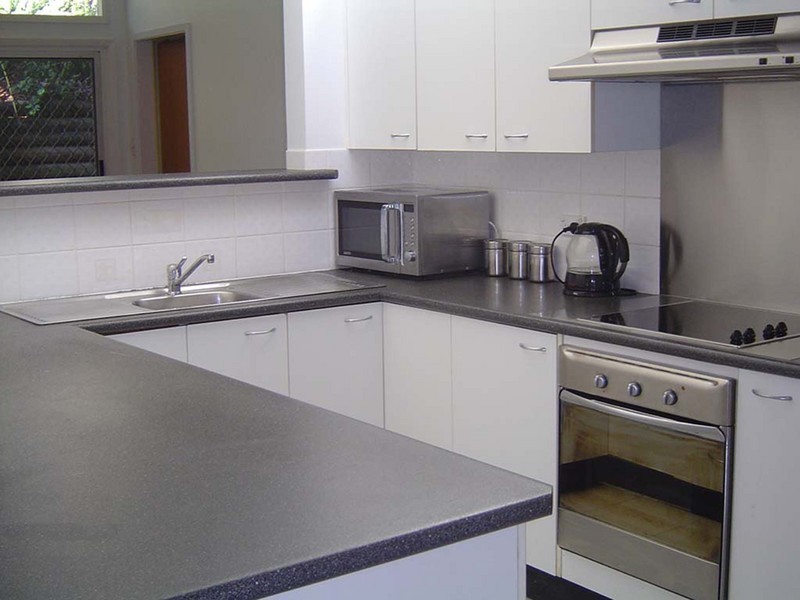 2 Mondy Cr, Avoca Beach NSW 2251