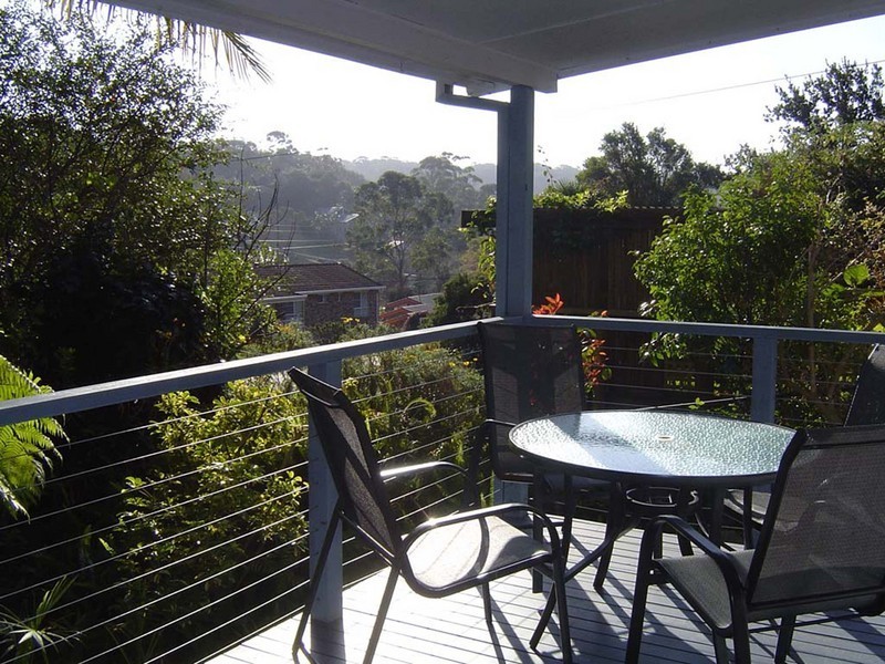 2 Mondy Cr, Avoca Beach NSW 2251