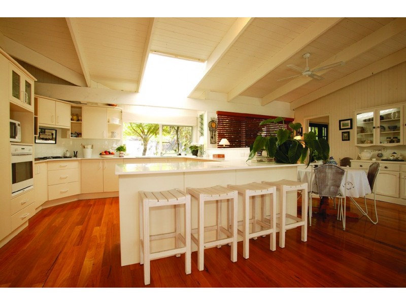 231A The Round Drive, Avoca Beach NSW 2251