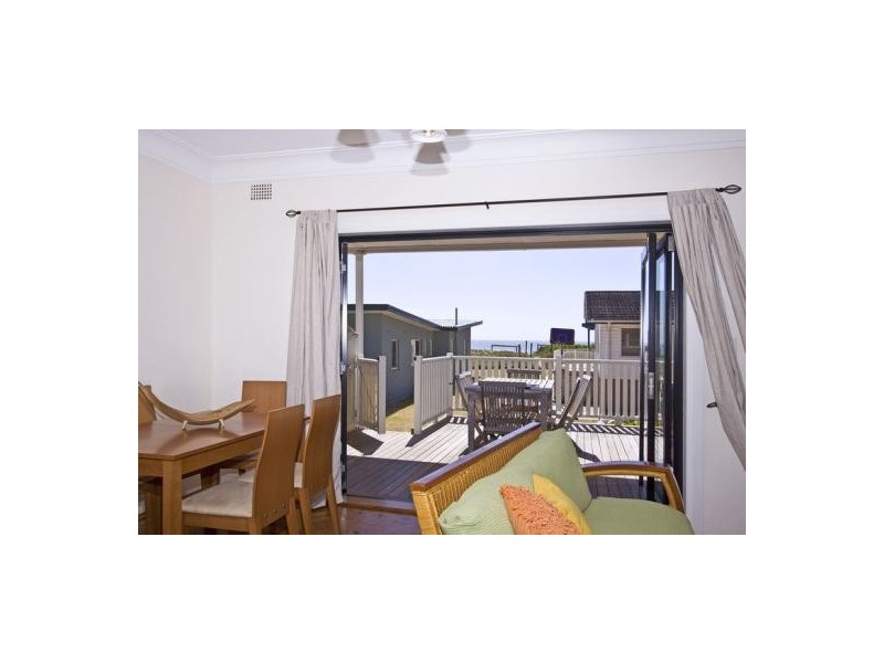 2/153 Avoca Drive, Avoca Beach NSW 2251