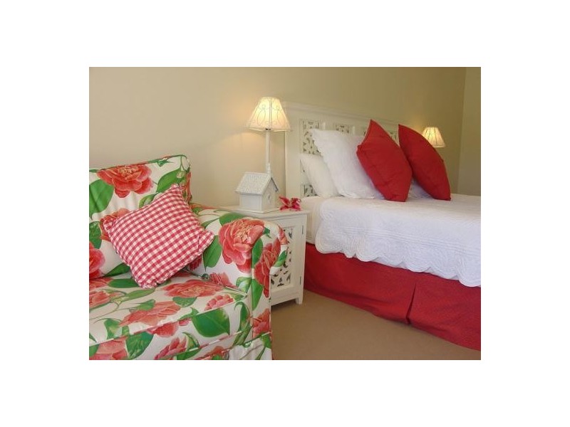 243 Avoca Drive, Kincumber NSW 2251