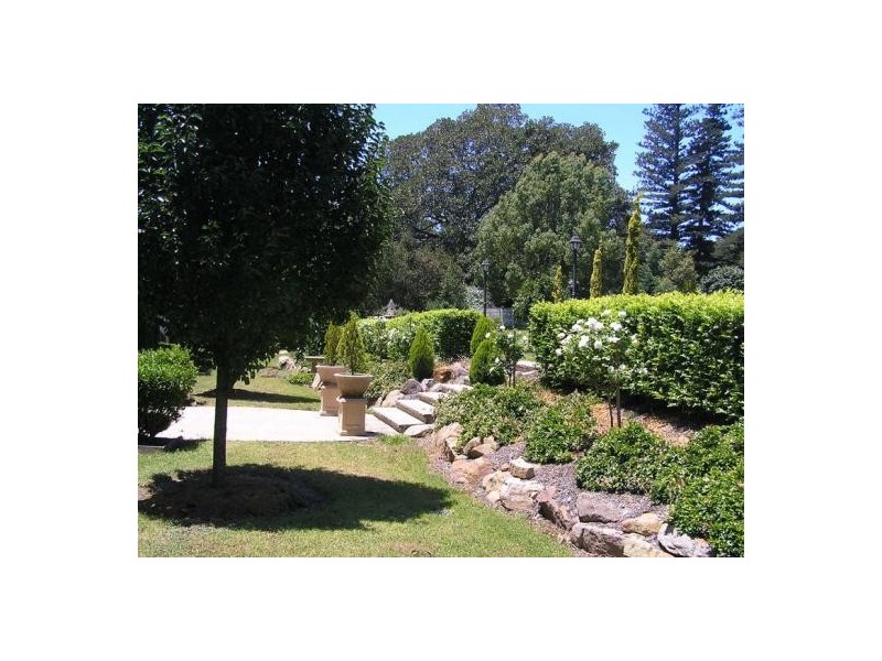 243 Avoca Drive, Kincumber NSW 2251