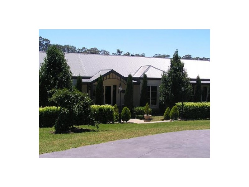 243 Avoca Drive, Kincumber NSW 2251
