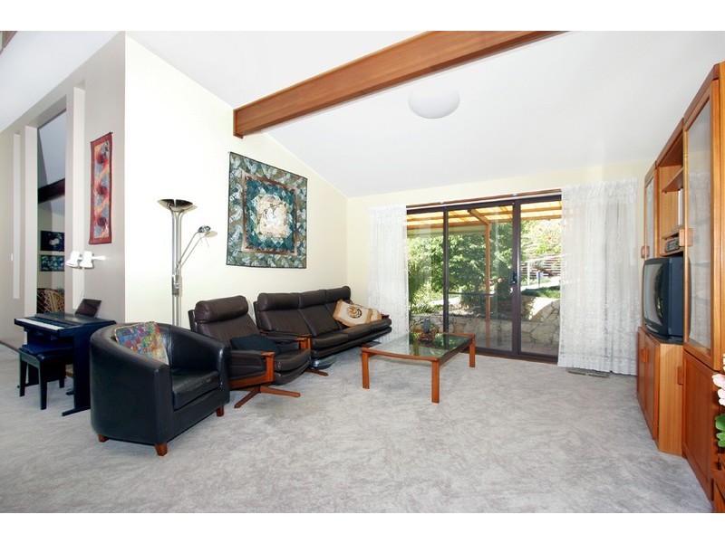 14 Beveridge Drive, Green Point NSW 2251