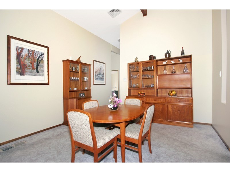 14 Beveridge Drive, Green Point NSW 2251