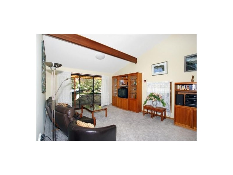 14 Beveridge Drive, Green Point NSW 2251