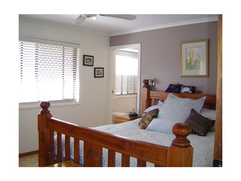 27 Casino Street, Terrigal NSW 2260