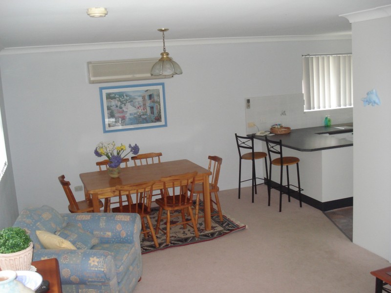 2/6 Prince Street, Wamberal NSW 2260