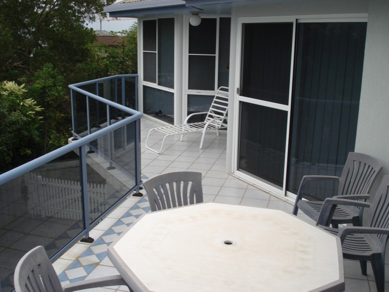 2/6 Prince Street, Wamberal NSW 2260