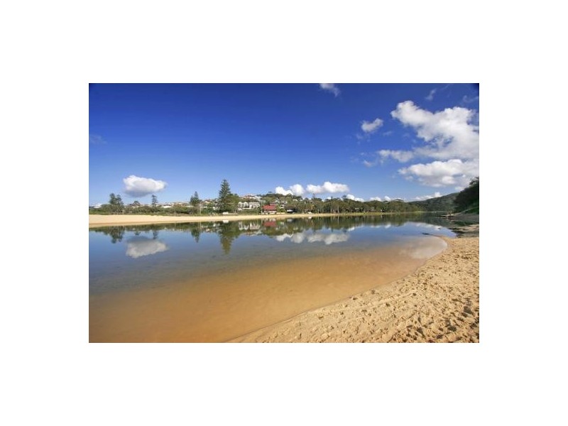 2/133 Ocean View Drive, Wamberal NSW 2260