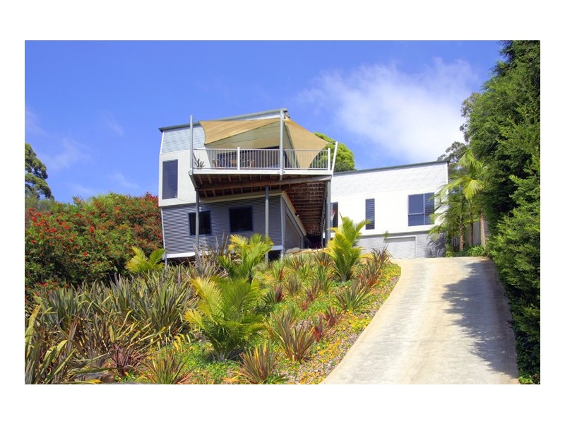 18 Gill Ave, Avoca Beach NSW 2251