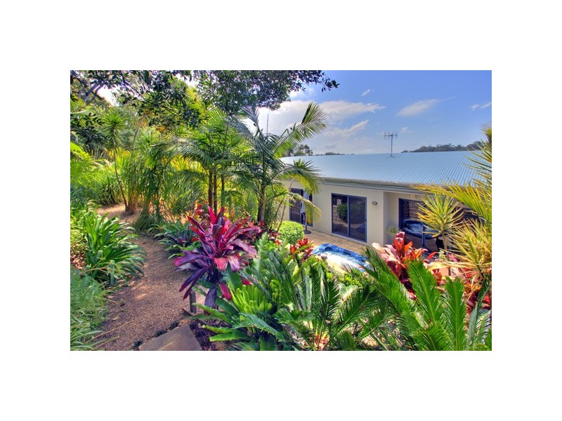 18 Gill Ave, Avoca Beach NSW 2251