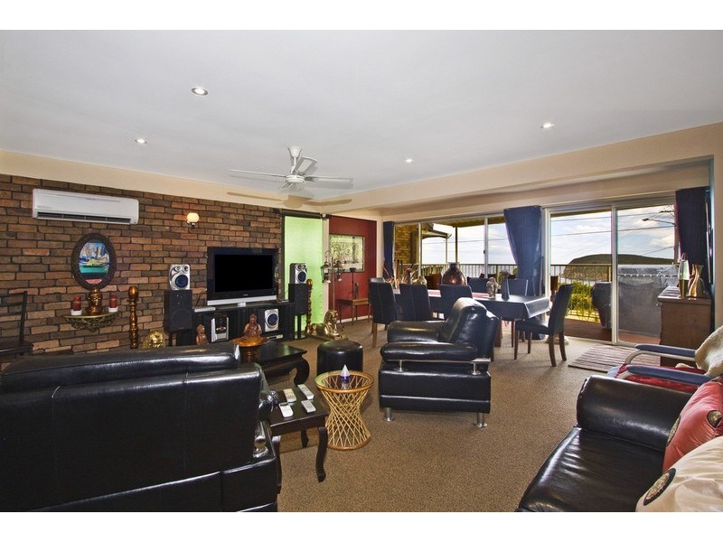 39 Circulo Drive, Copacabana NSW 2251