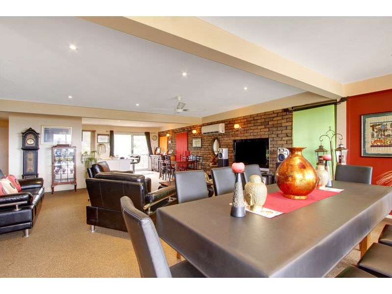 39 Circulo Drive, Copacabana NSW 2251