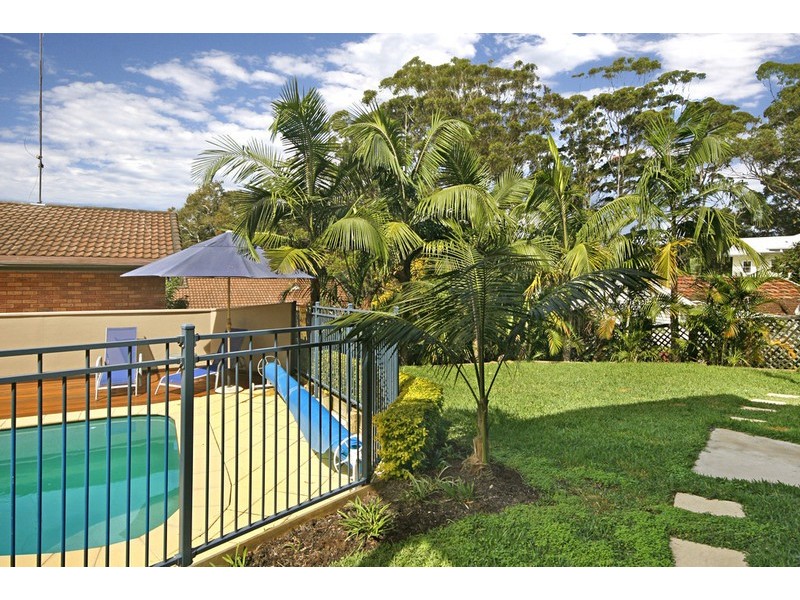 291 The Round Dr, Avoca Beach NSW 2251