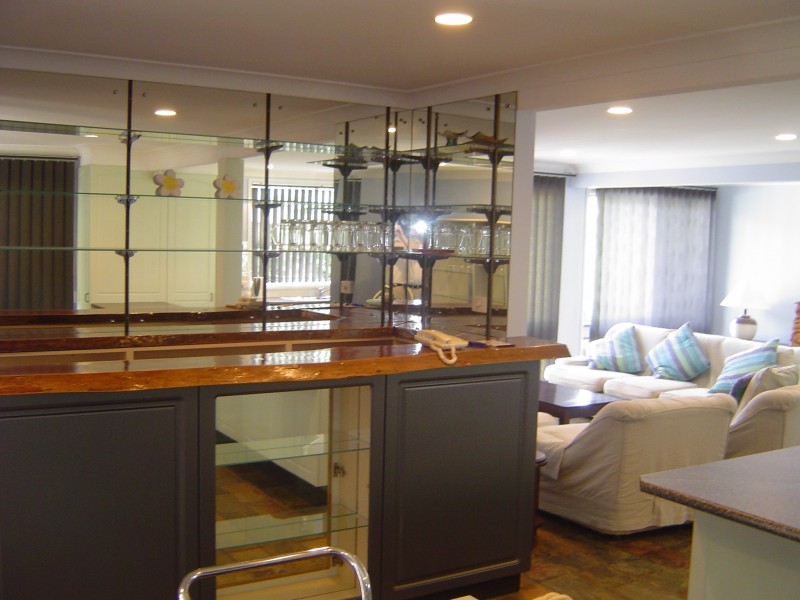 1 Noorong Avenue, Forresters Beach NSW 2260