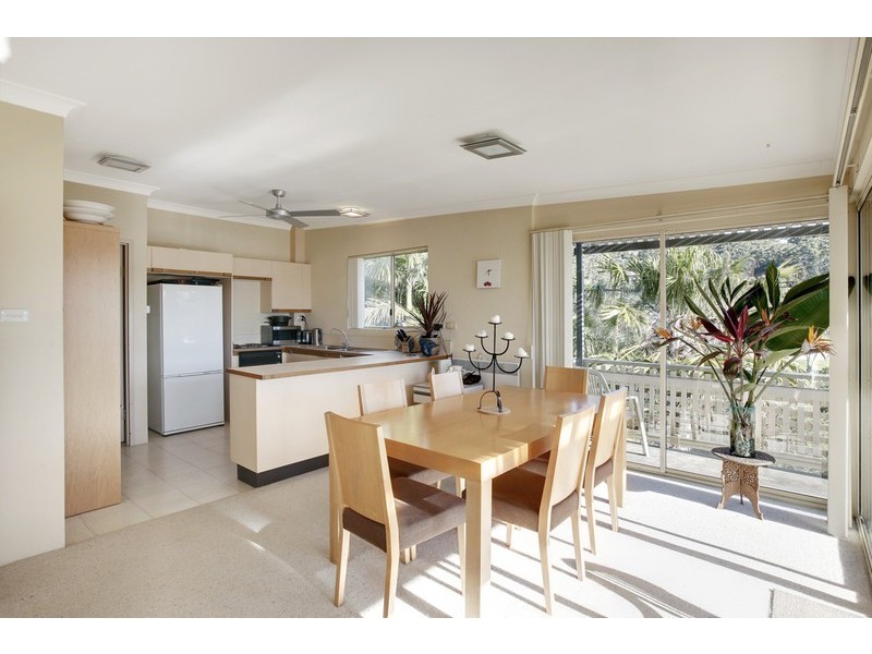 4/8 Avoca Drive, Avoca Beach NSW 2251