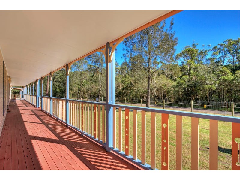 18 Barinya Lane, Springfield NSW 2250