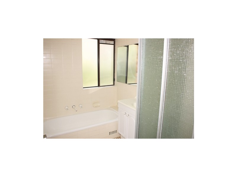 8/13 Campbell Crescent, Terrigal NSW 2260