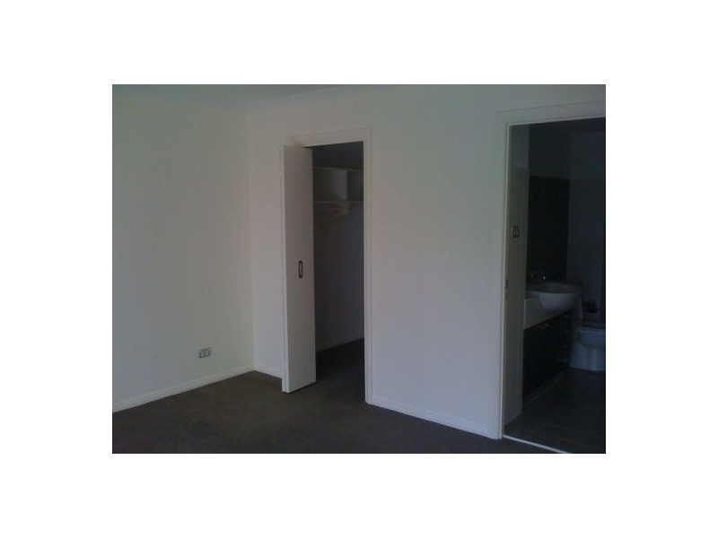 281/80 John Whiteway Drive, Gosford NSW 2250