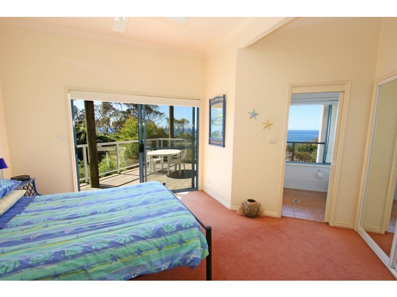 19a Warren Avenue, Avoca Beach NSW 2251