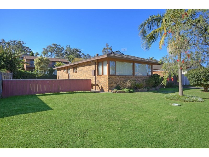 33 Windsor Road, Wamberal NSW 2260