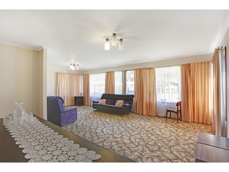 33 Windsor Road, Wamberal NSW 2260