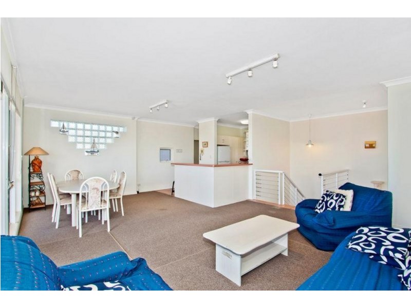 2/137B Ocean View Drive, Wamberal NSW 2260