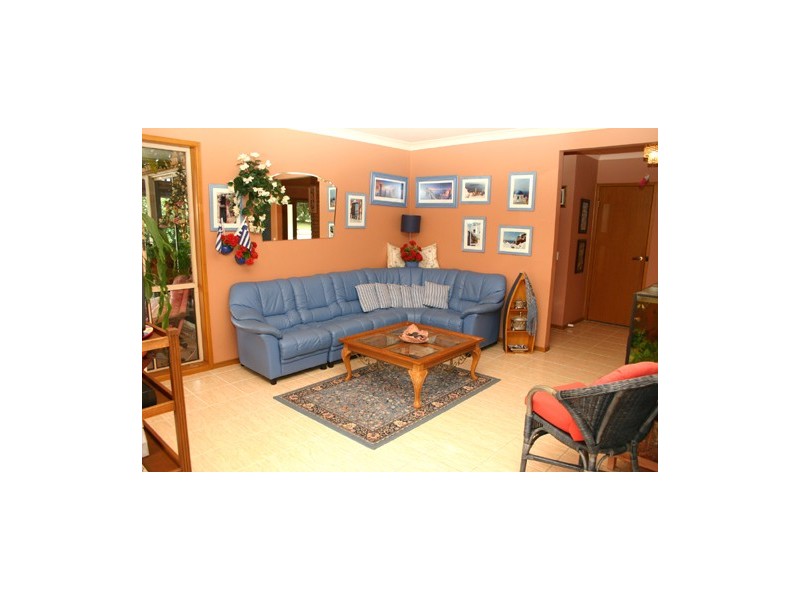 2 Charlotte Close, Terrigal NSW 2260