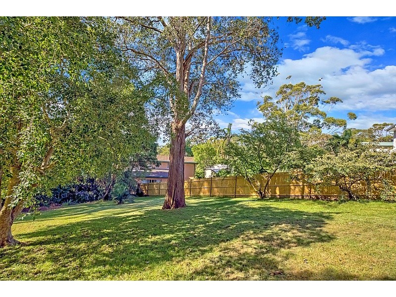 8 Endeavour Drive, Avoca Beach NSW 2251