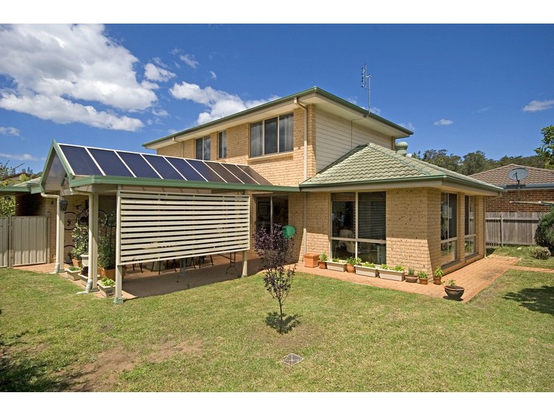 7 Peat Place, Point Clare NSW 2250