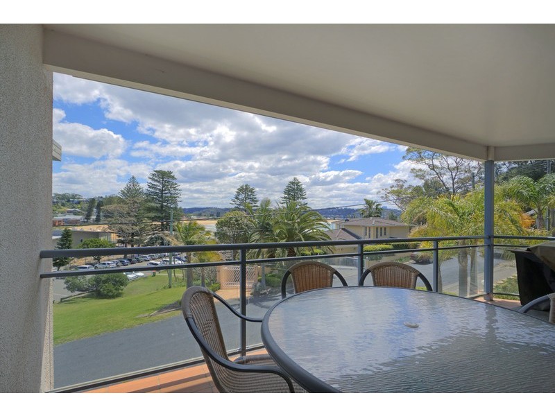 4/1 Cliff Avenue, Avoca Beach NSW 2251