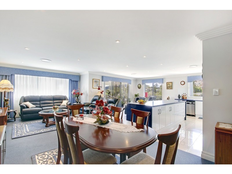 6/1 Creighton Lane, Point Frederick NSW 2250