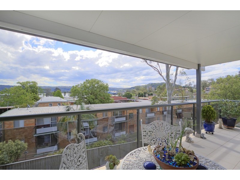 6/1 Creighton Lane, Point Frederick NSW 2250