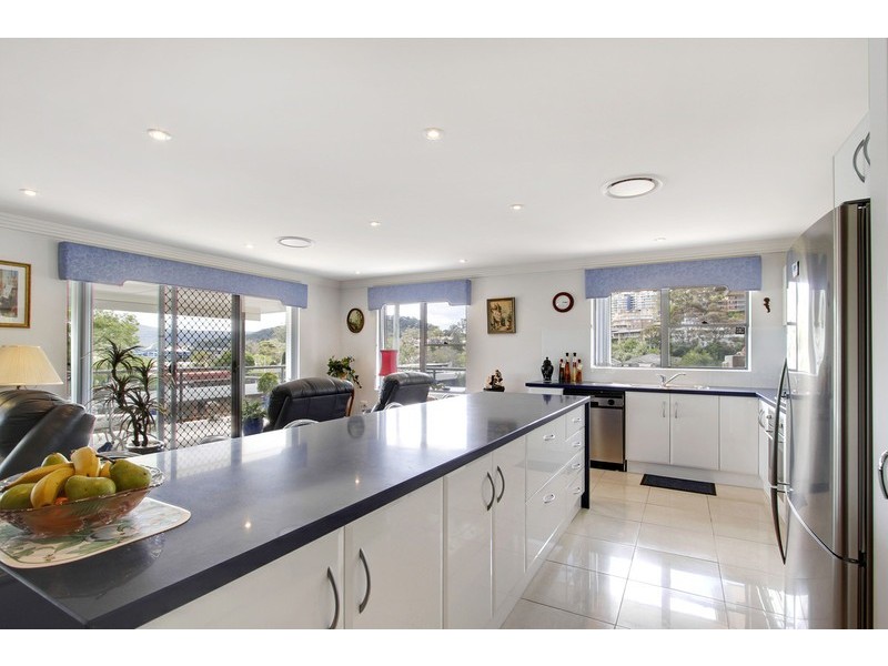 6/1 Creighton Lane, Point Frederick NSW 2250