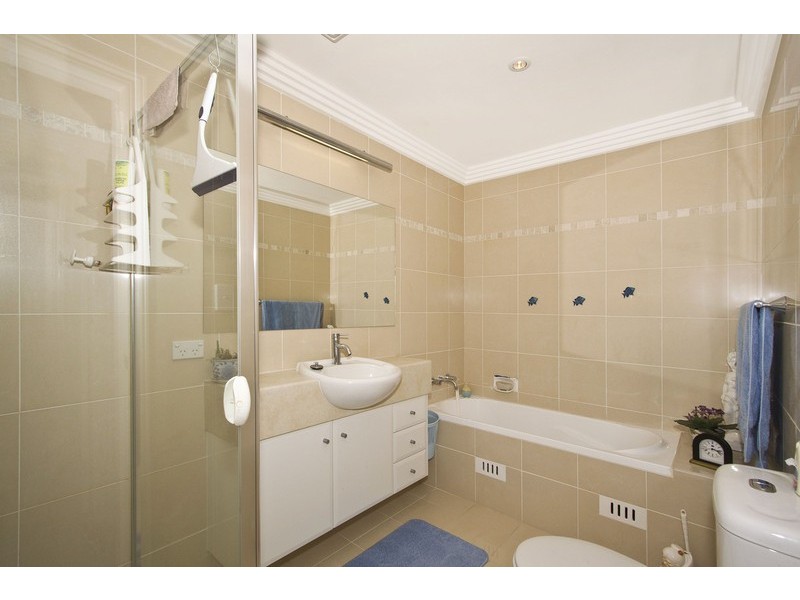 6/1 Creighton Lane, Point Frederick NSW 2250