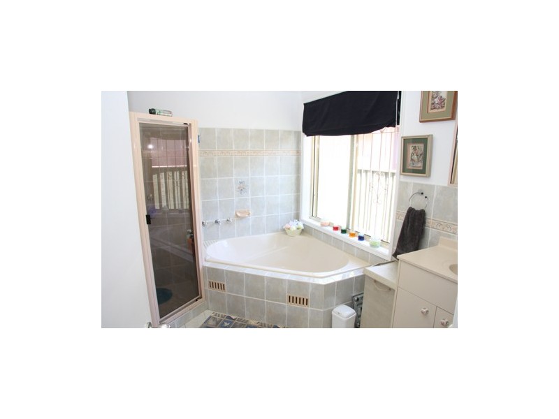 1 Arnold Crescent, Terrigal NSW 2260