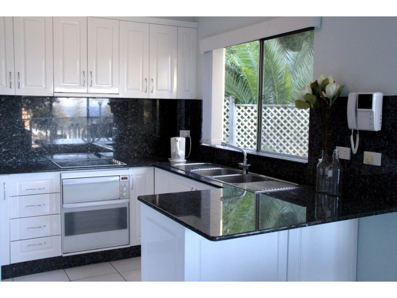 6/30 Campbell Cres, Terrigal NSW 2260