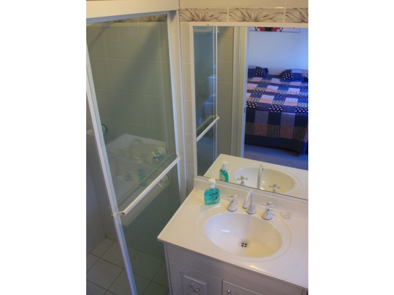 6/30 Campbell Cres, Terrigal NSW 2260