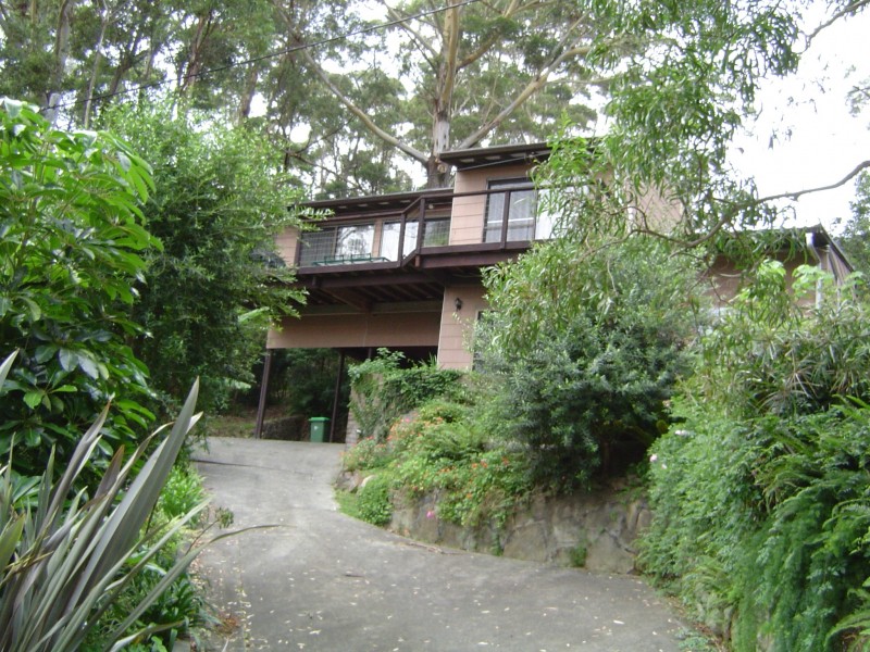 Fairscene Cres, Avoca Beach NSW 2251