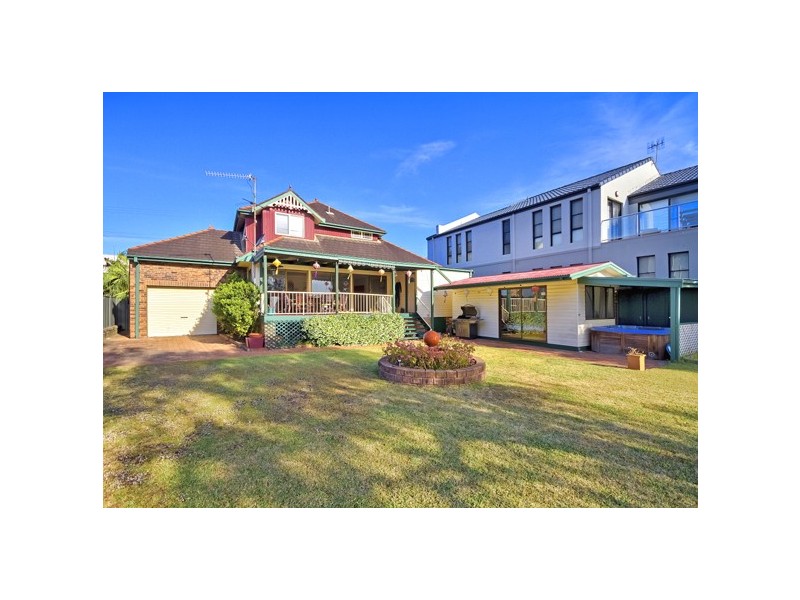 34 Ocean View Drive, Wamberal NSW 2260