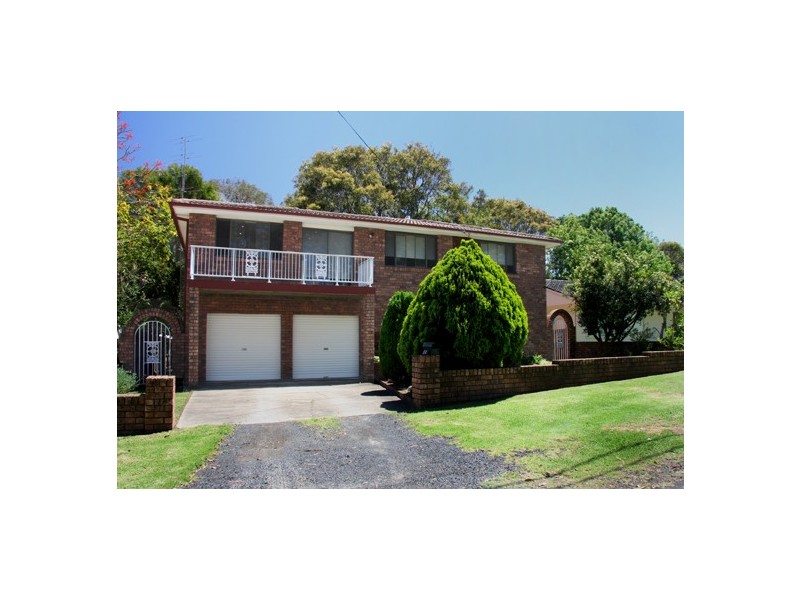 24 Dillon Road, Wamberal NSW 2260