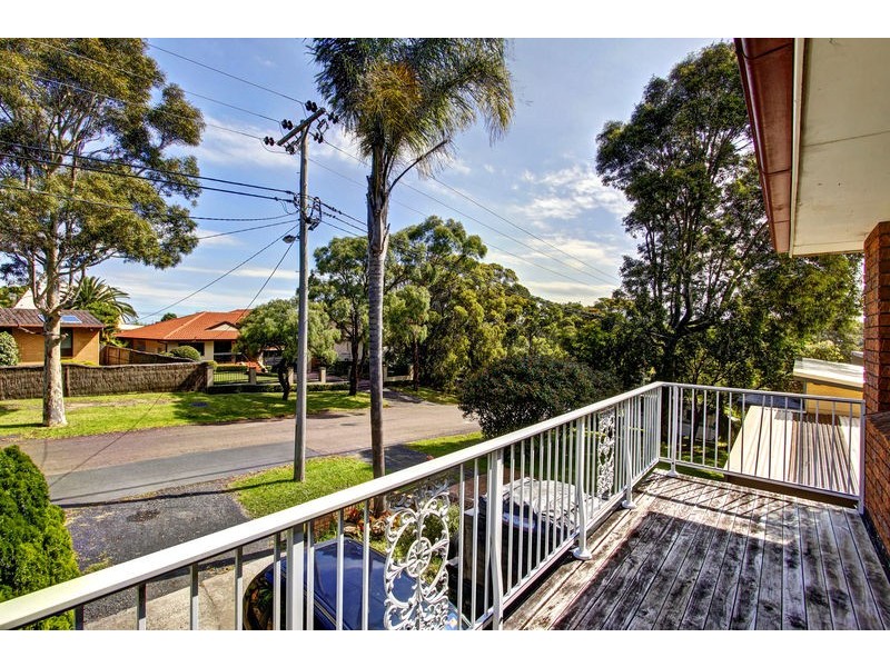 24 Dillon Road, Wamberal NSW 2260